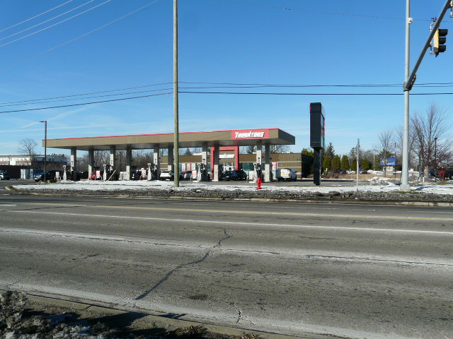 131 E Rollins Road, Round Lake Beach, IL 60073