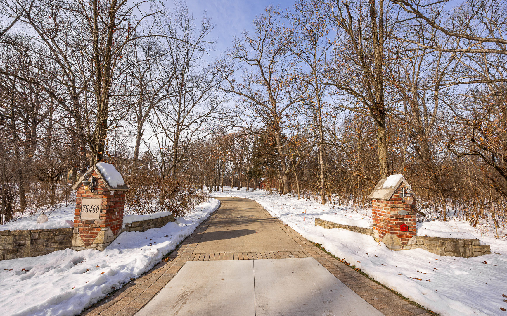 7S460 Donwood Drive, Naperville, IL 60540