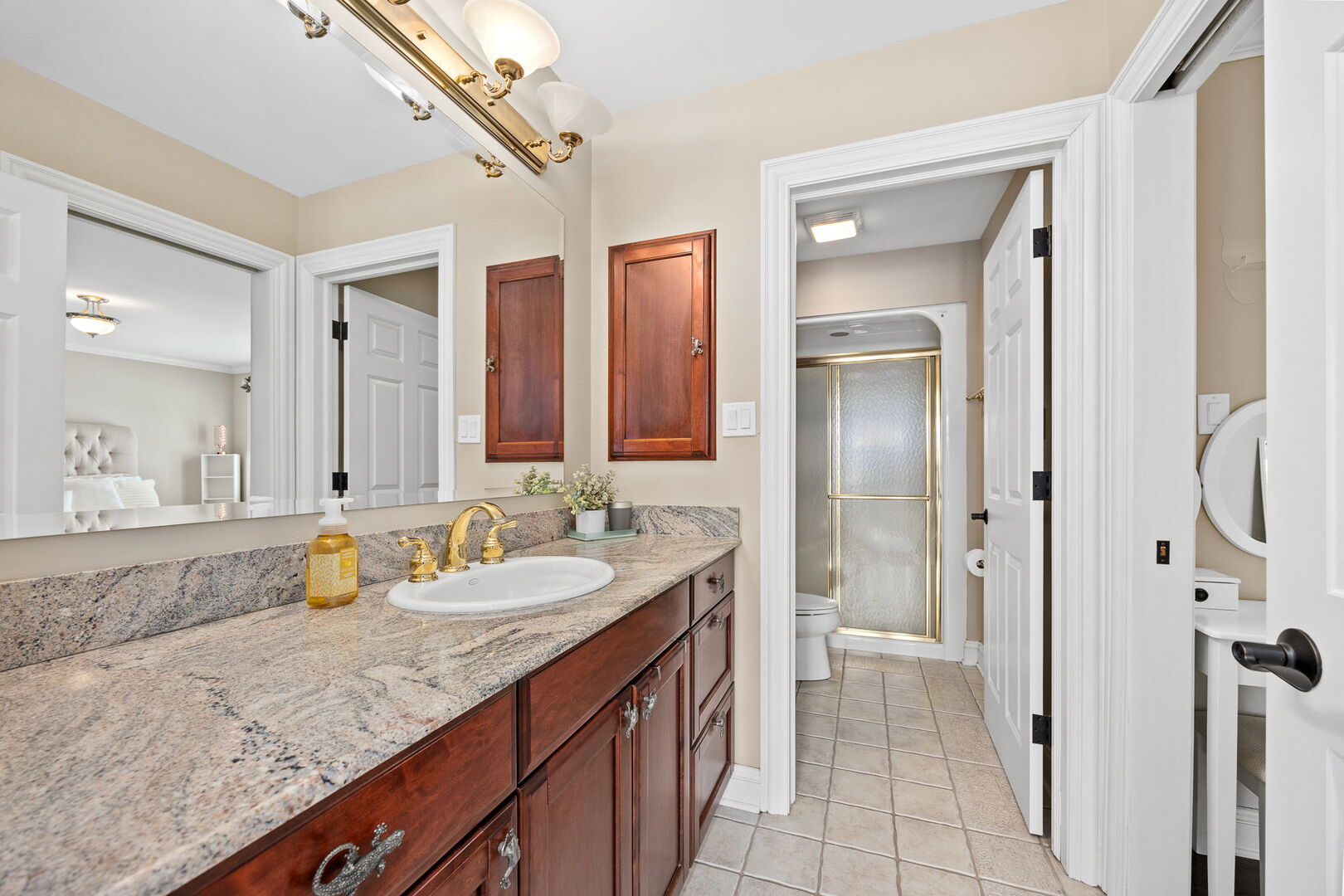 7S460 Donwood Drive, Naperville, IL 60540