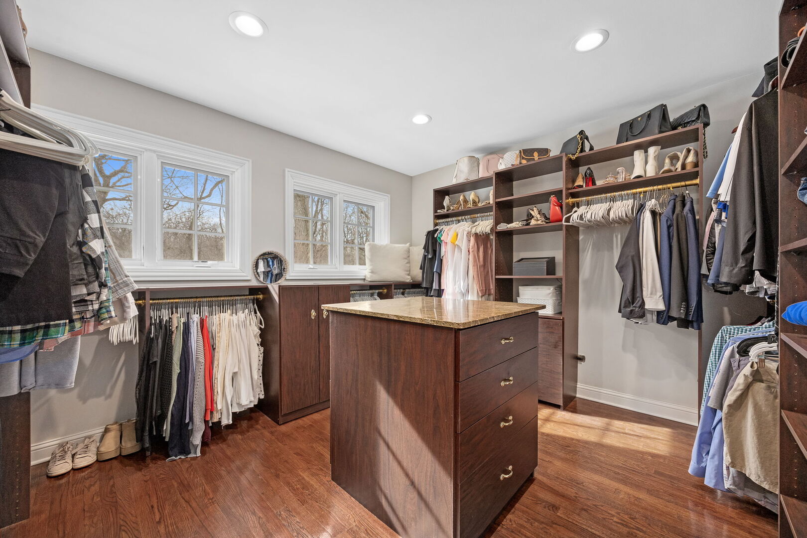 7S460 Donwood Drive, Naperville, IL 60540