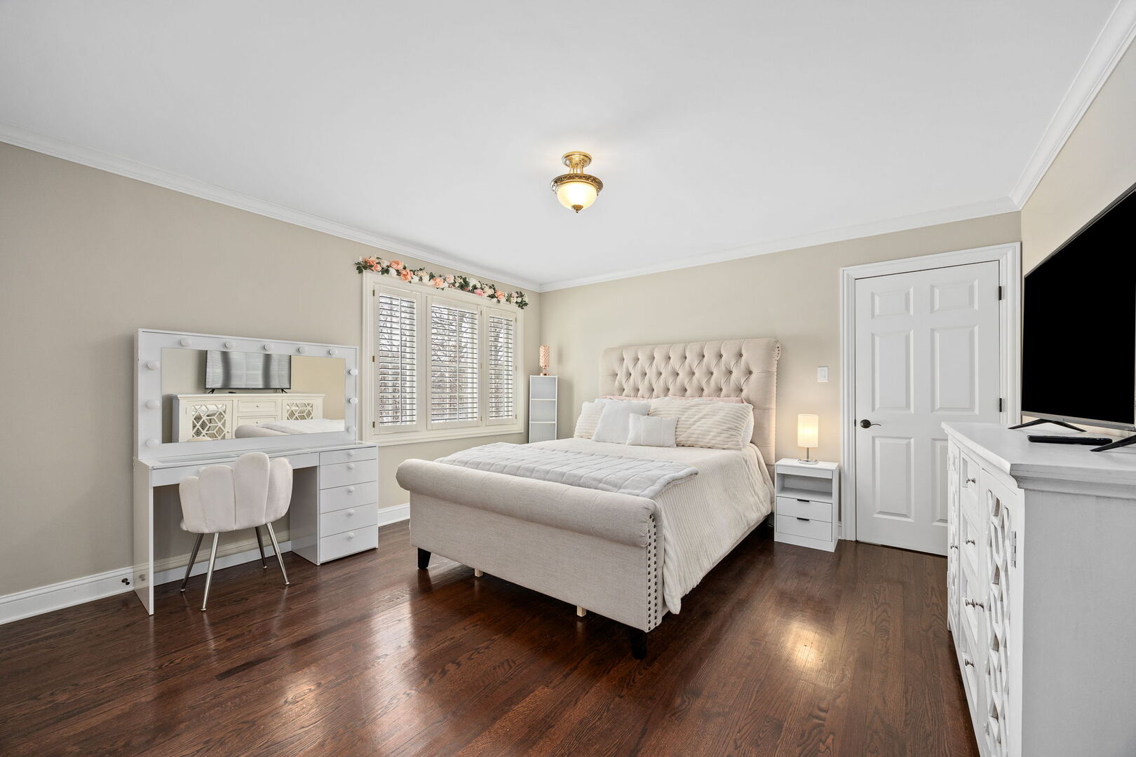 7S460 Donwood Drive, Naperville, IL 60540