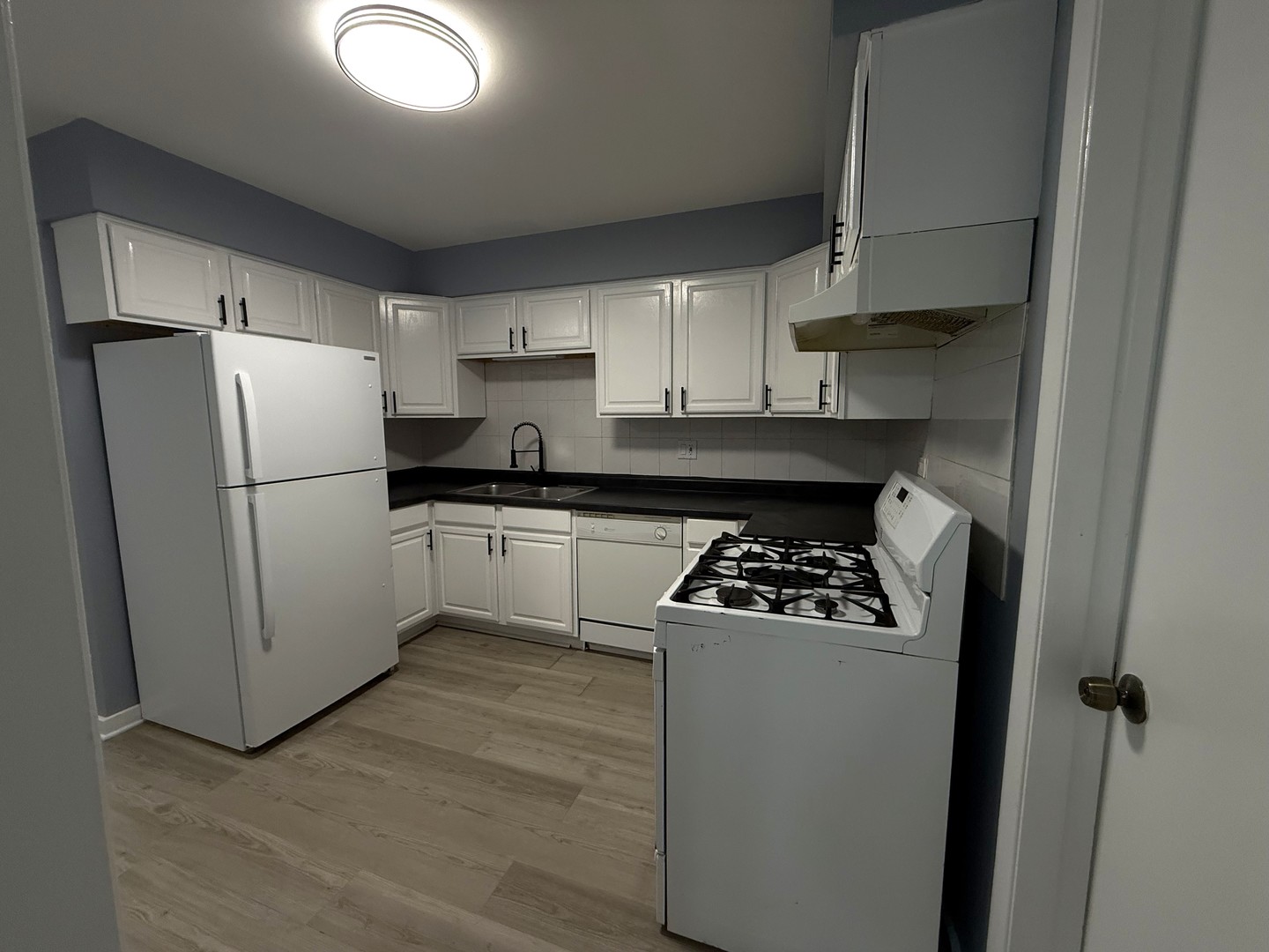 44 King Arthur Court #12, Northlake, IL 60164