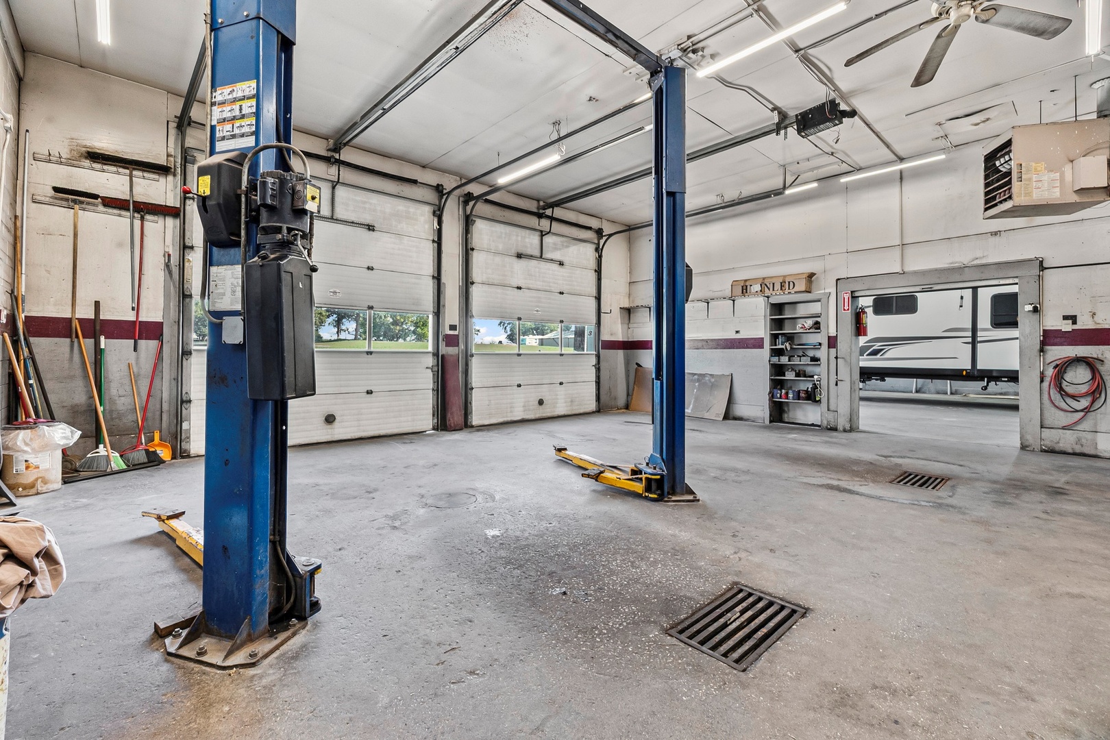 525 S Dixie Highway, Beecher, IL 60401