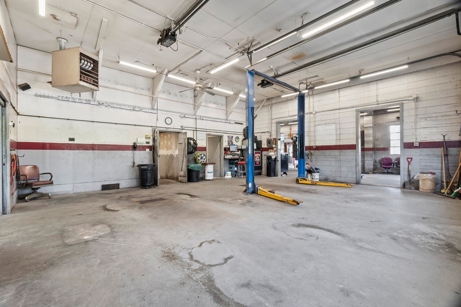 525 S Dixie Highway, Beecher, IL 60401