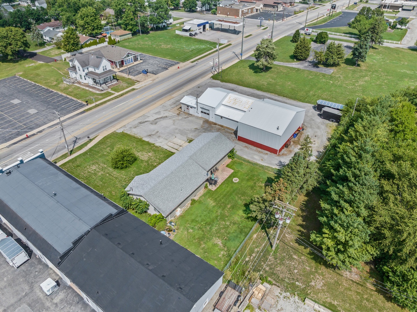 525 S Dixie Highway, Beecher, IL 60401