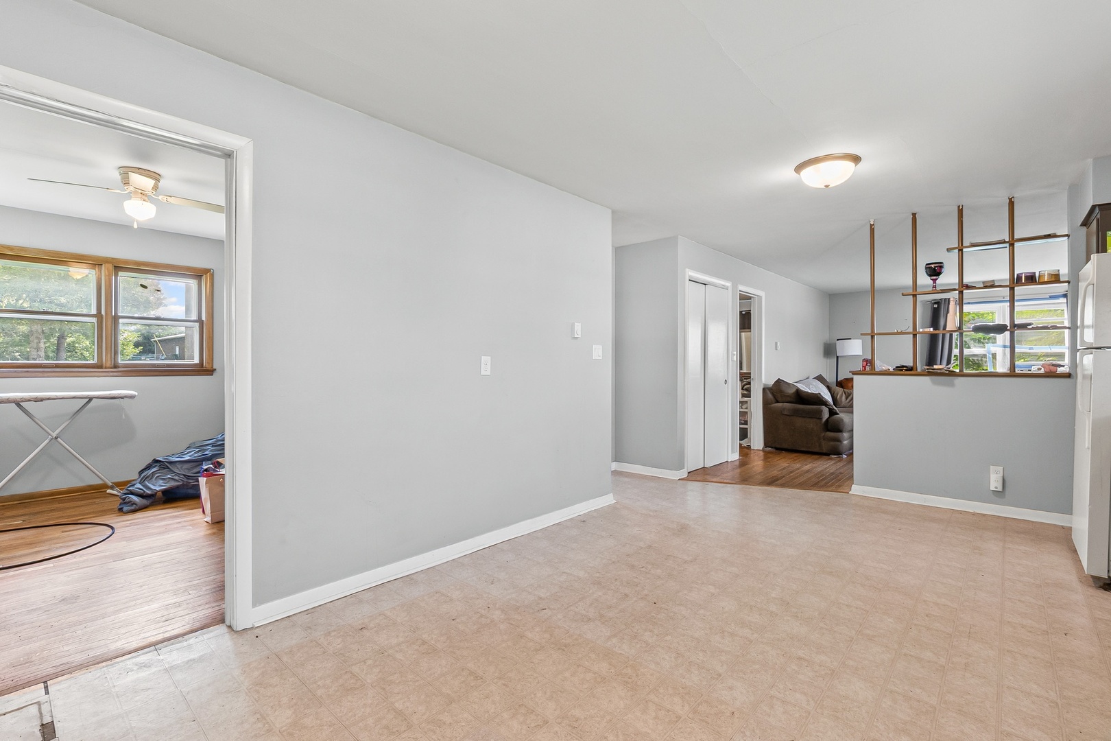 525 S Dixie Highway, Beecher, IL 60401