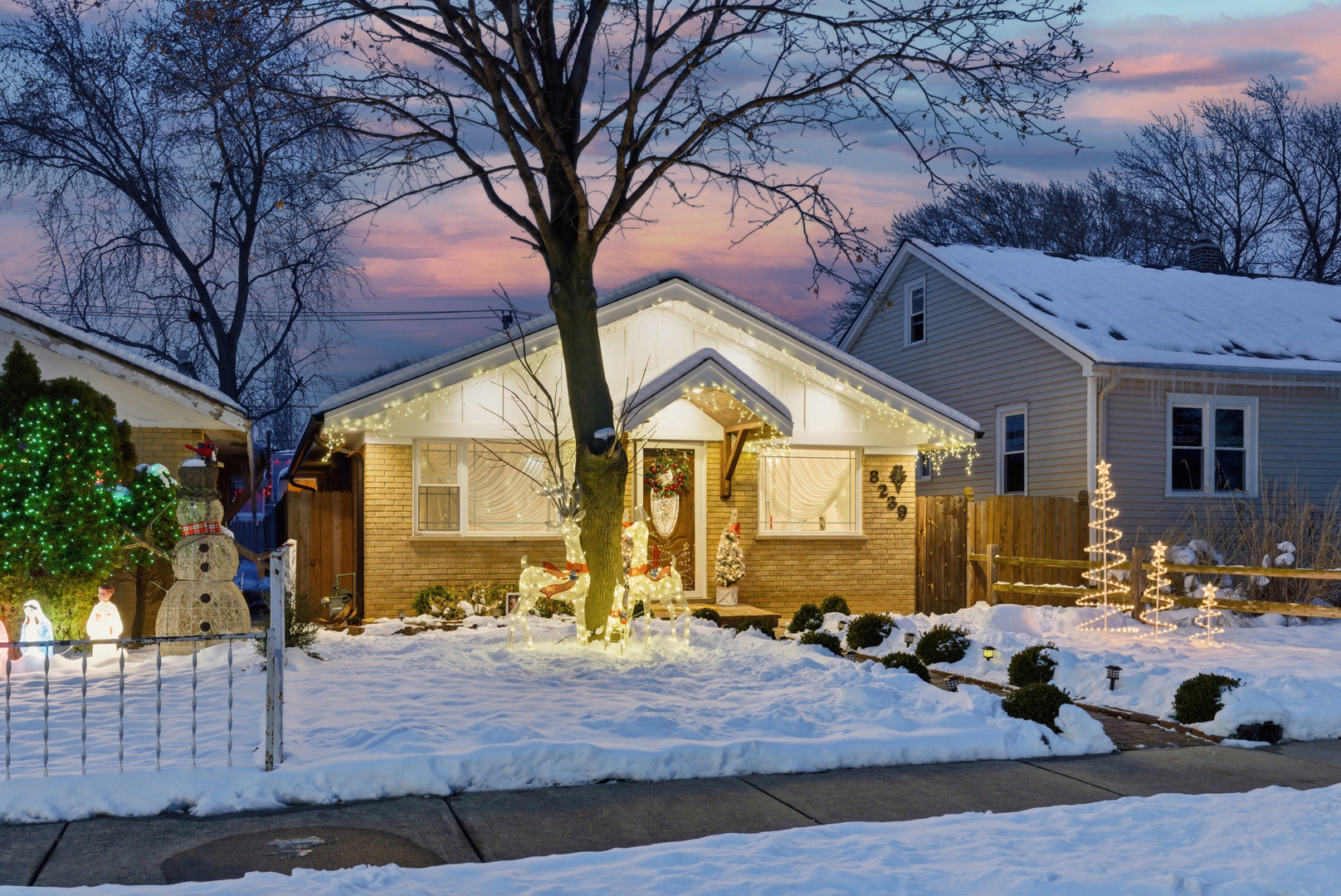 8239 Sayre Avenue, Burbank, IL 60459