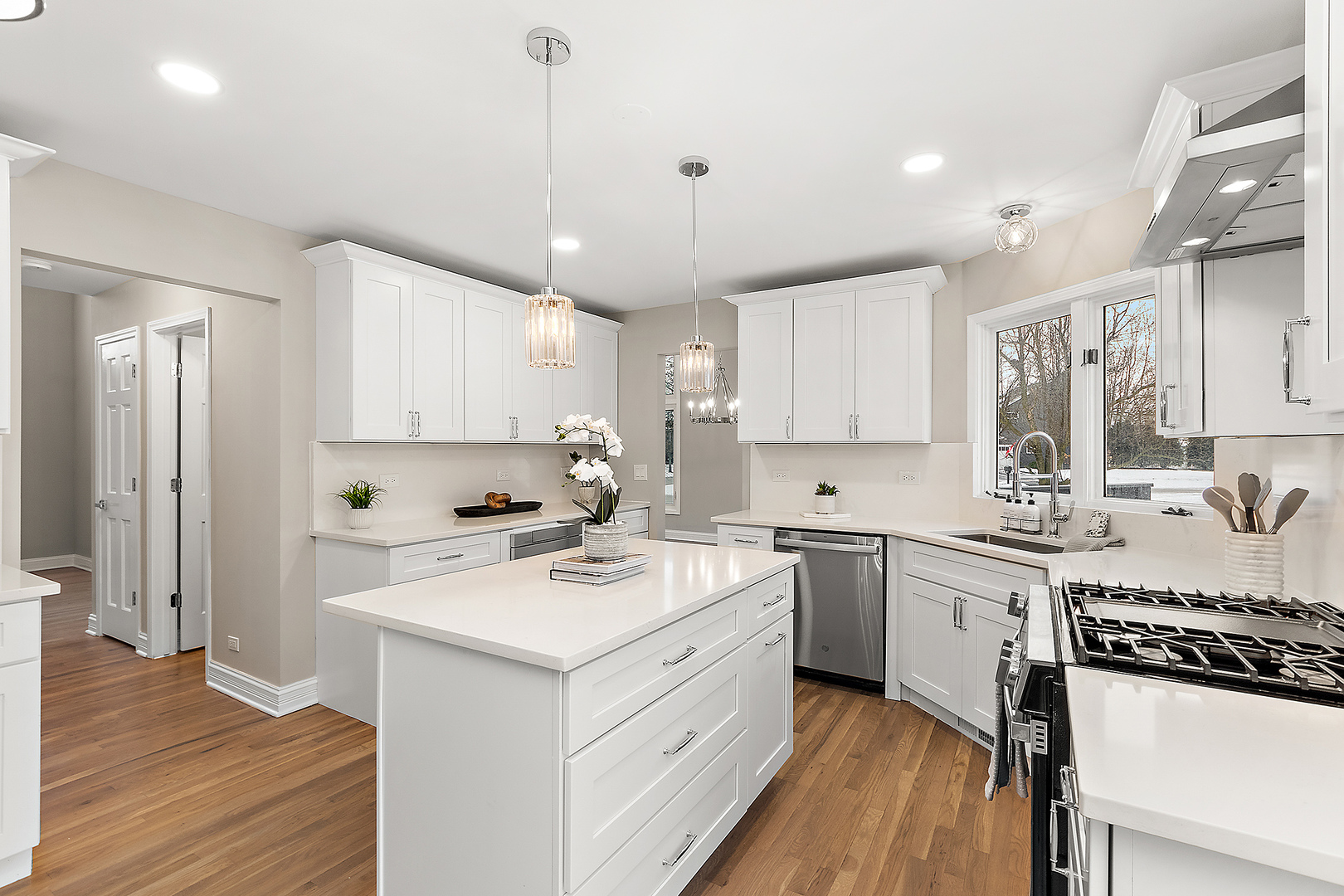 4711 Snapjack Circle, Naperville, IL 60564