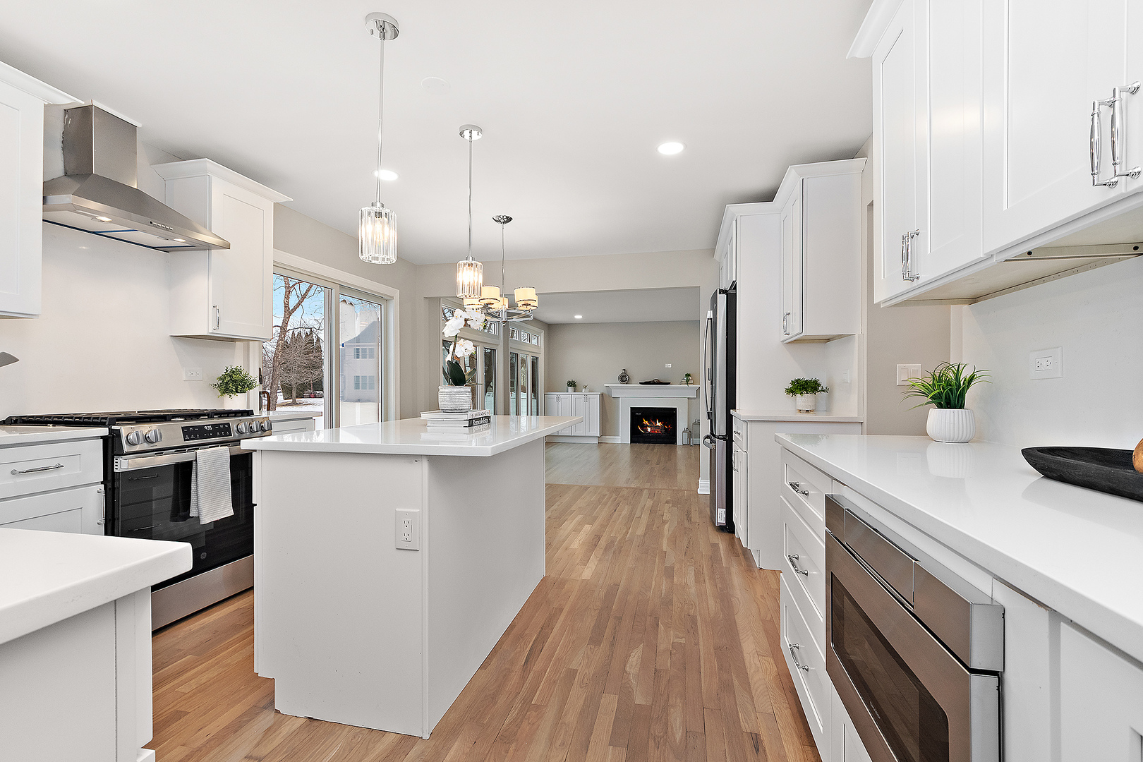 4711 Snapjack Circle, Naperville, IL 60564