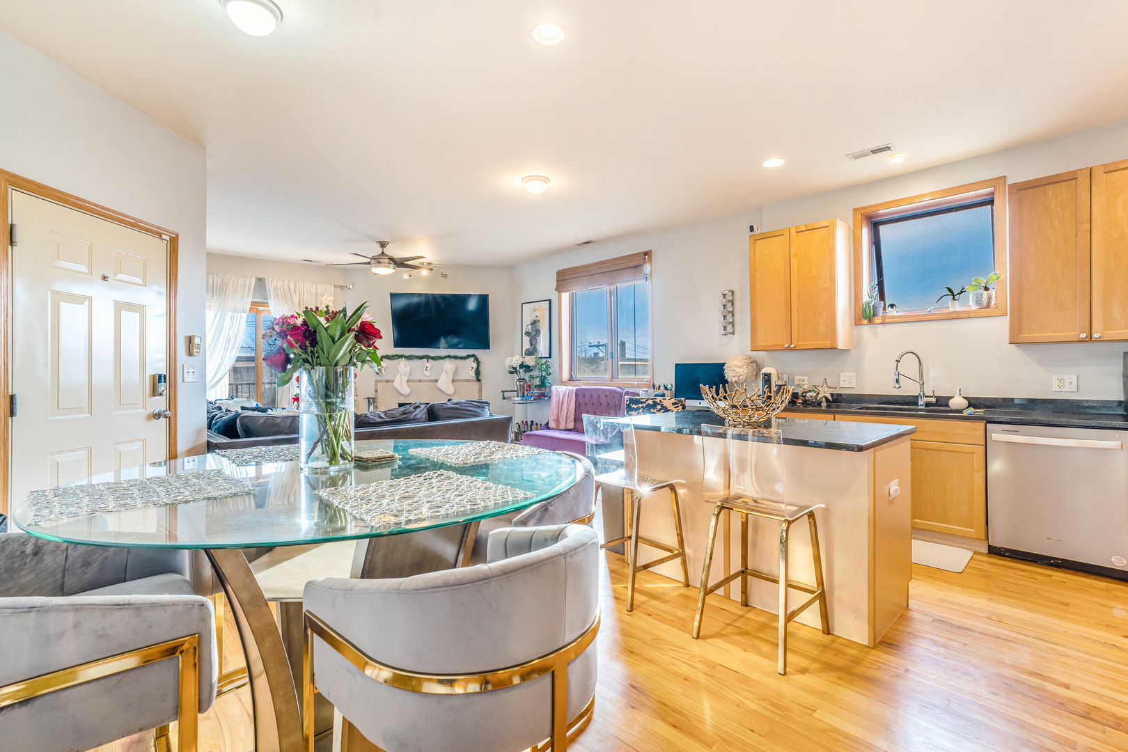 4925 S Forrestville Avenue #3S, Chicago, IL 60615