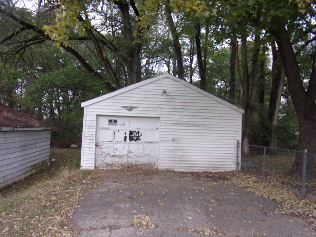 104 Algonquin Road, Marquette Heights, IL 61554