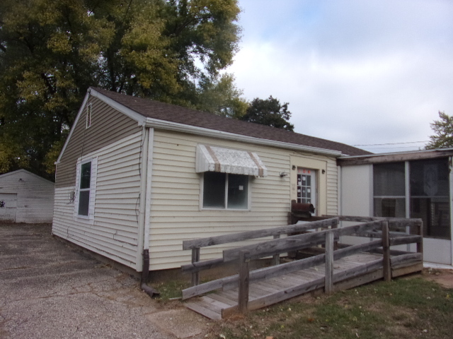 104 Algonquin Road, Marquette Heights, IL 61554