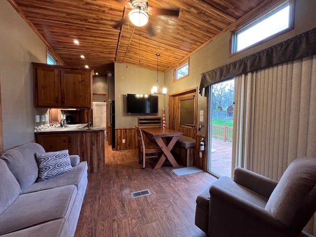 2795 E 28th Lot 1344 Road, Seneca, IL 61360