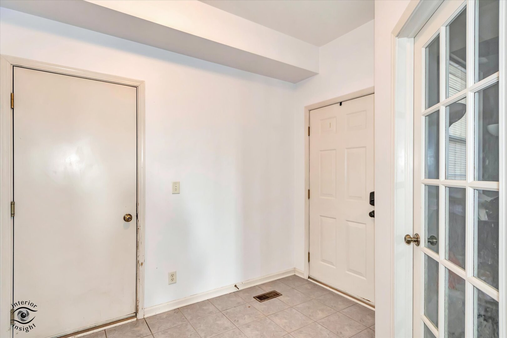 1831 S Wentworth Circle, Romeoville, IL 60446