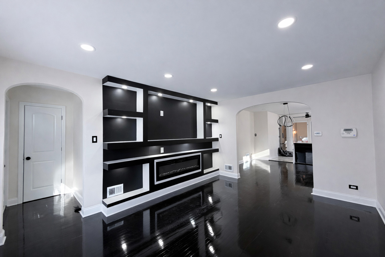 14233 S UNION Avenue, Riverdale, IL 60827