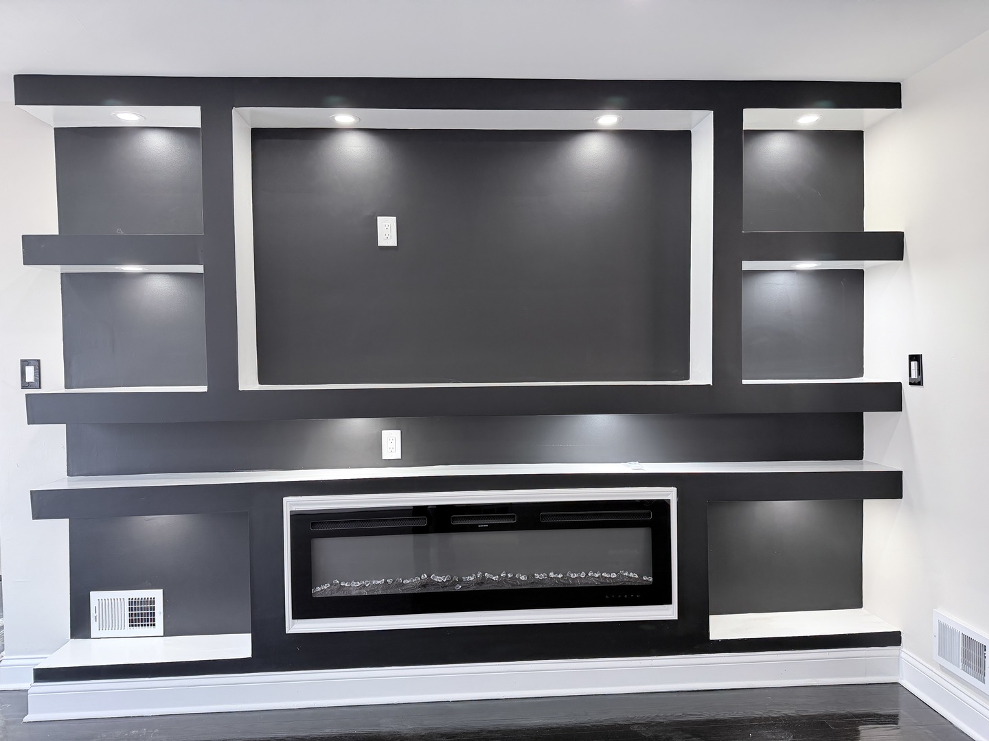 14233 S UNION Avenue, Riverdale, IL 60827