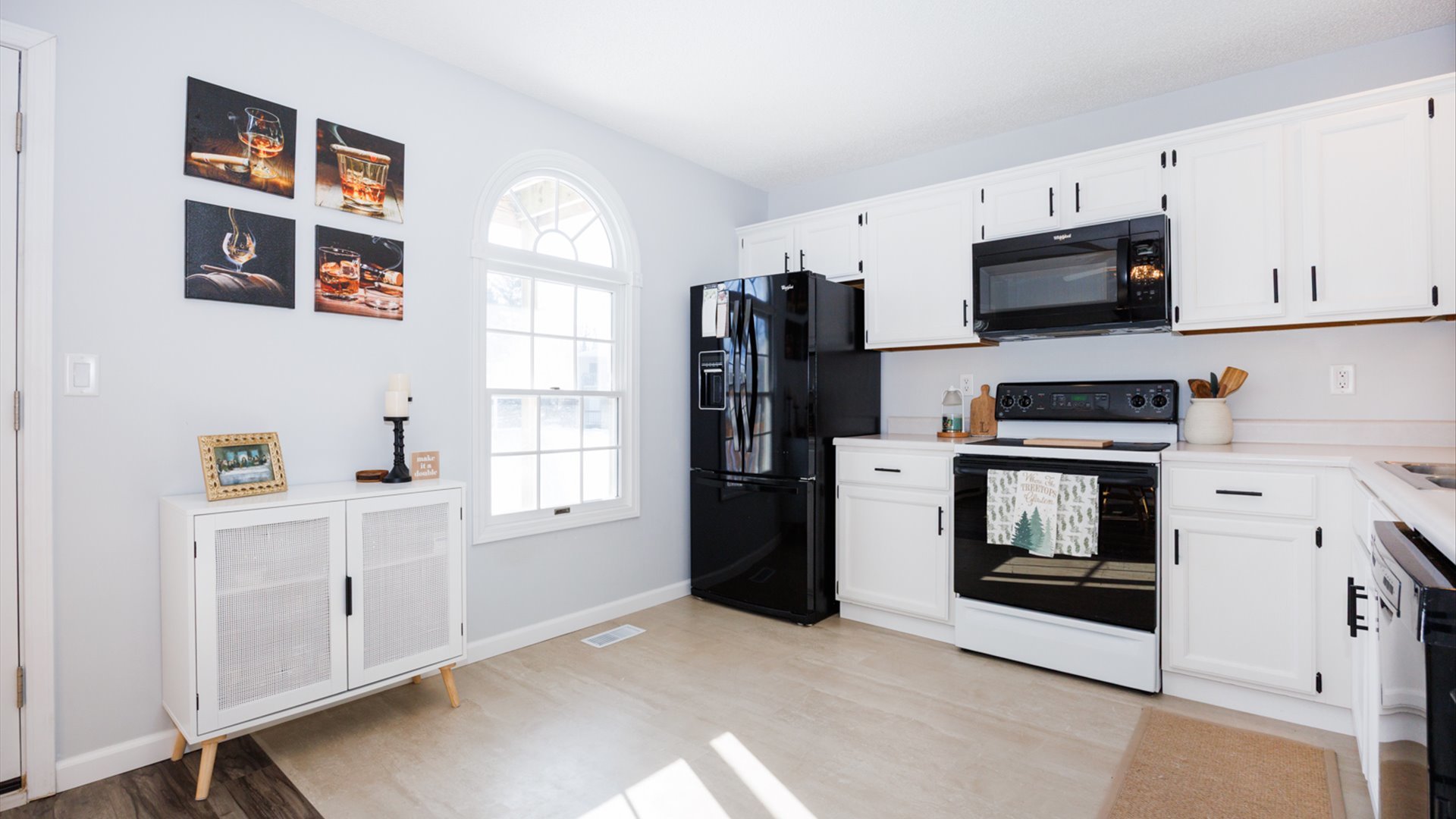 903 N Linden Street #205, Normal, IL 61761