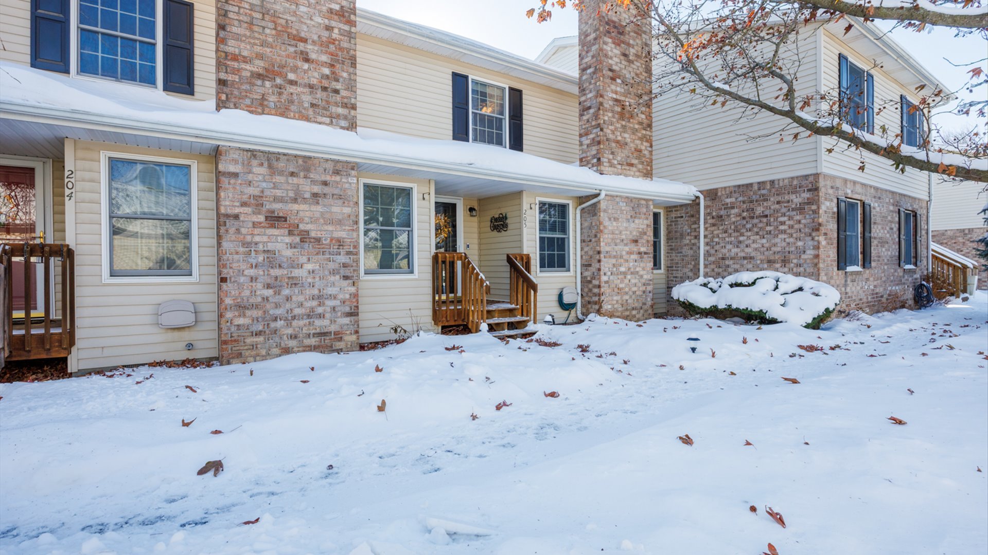 903 N Linden Street #205, Normal, IL 61761