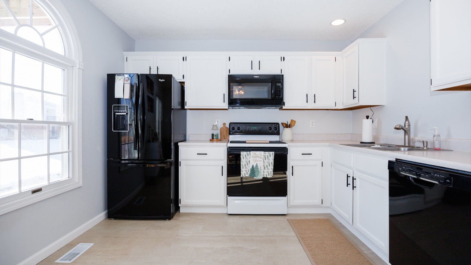 903 N Linden Street #205, Normal, IL 61761