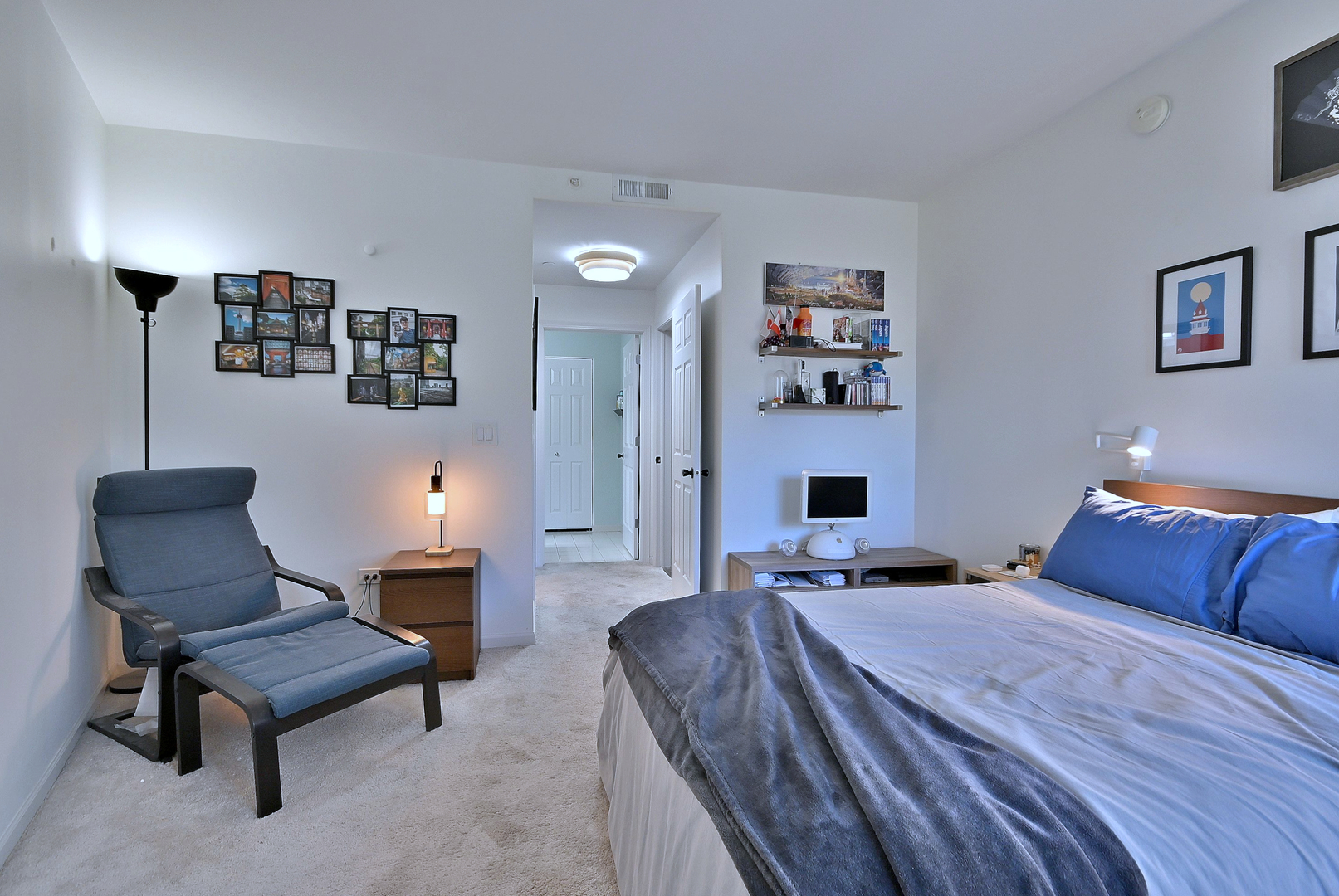 145 S York Street #404, Elmhurst, IL 60126