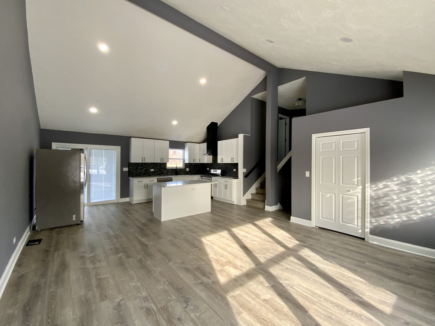 4014 Ridge Road, Zion, IL 60099