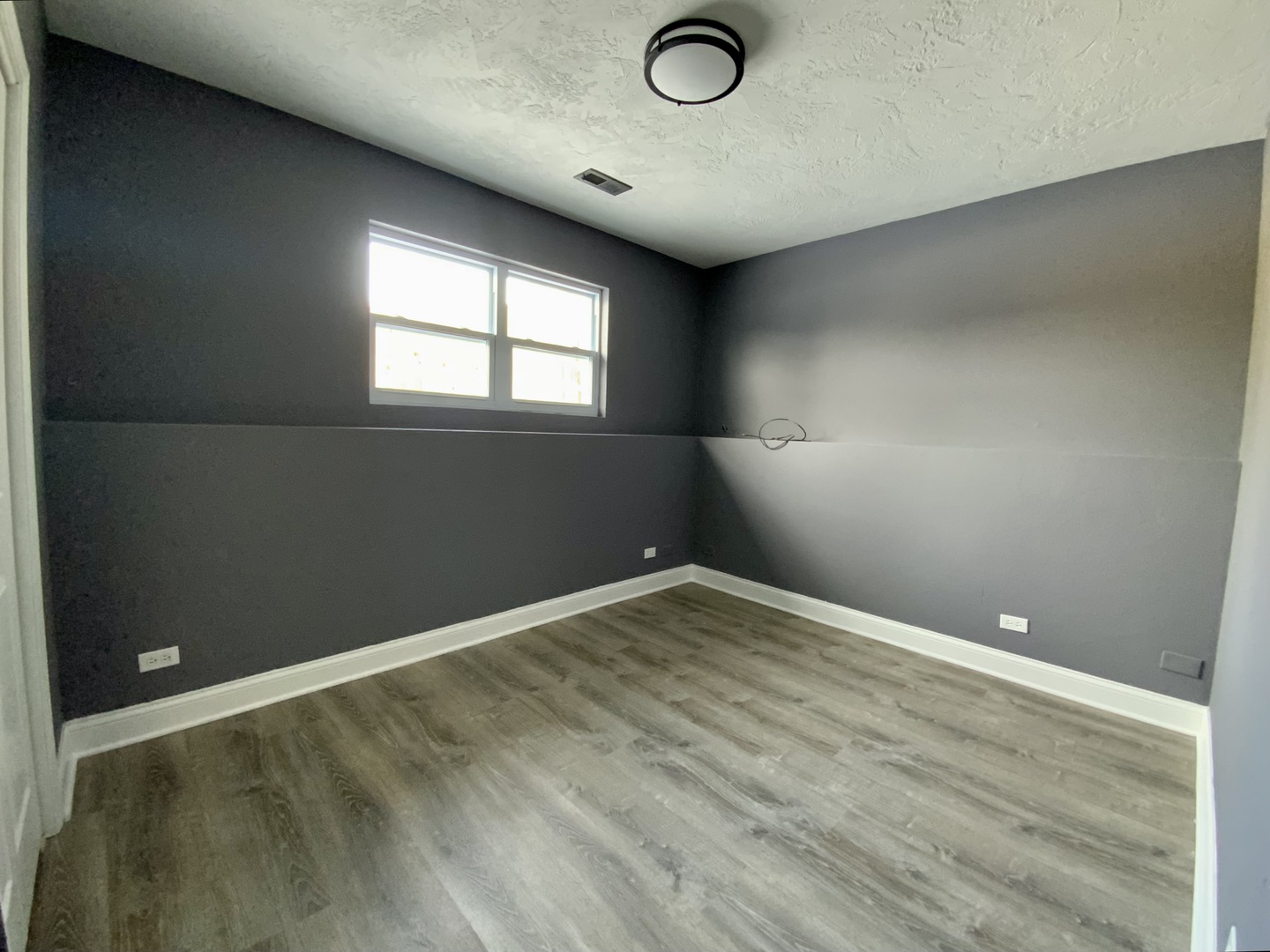 4014 Ridge Road, Zion, IL 60099