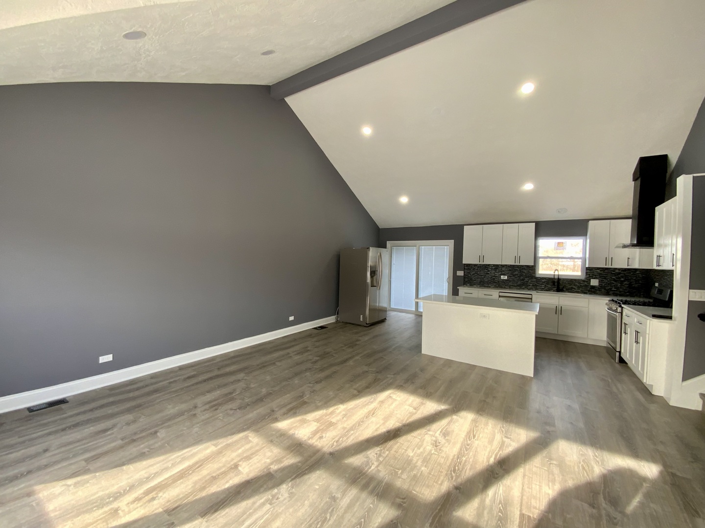 4014 Ridge Road, Zion, IL 60099