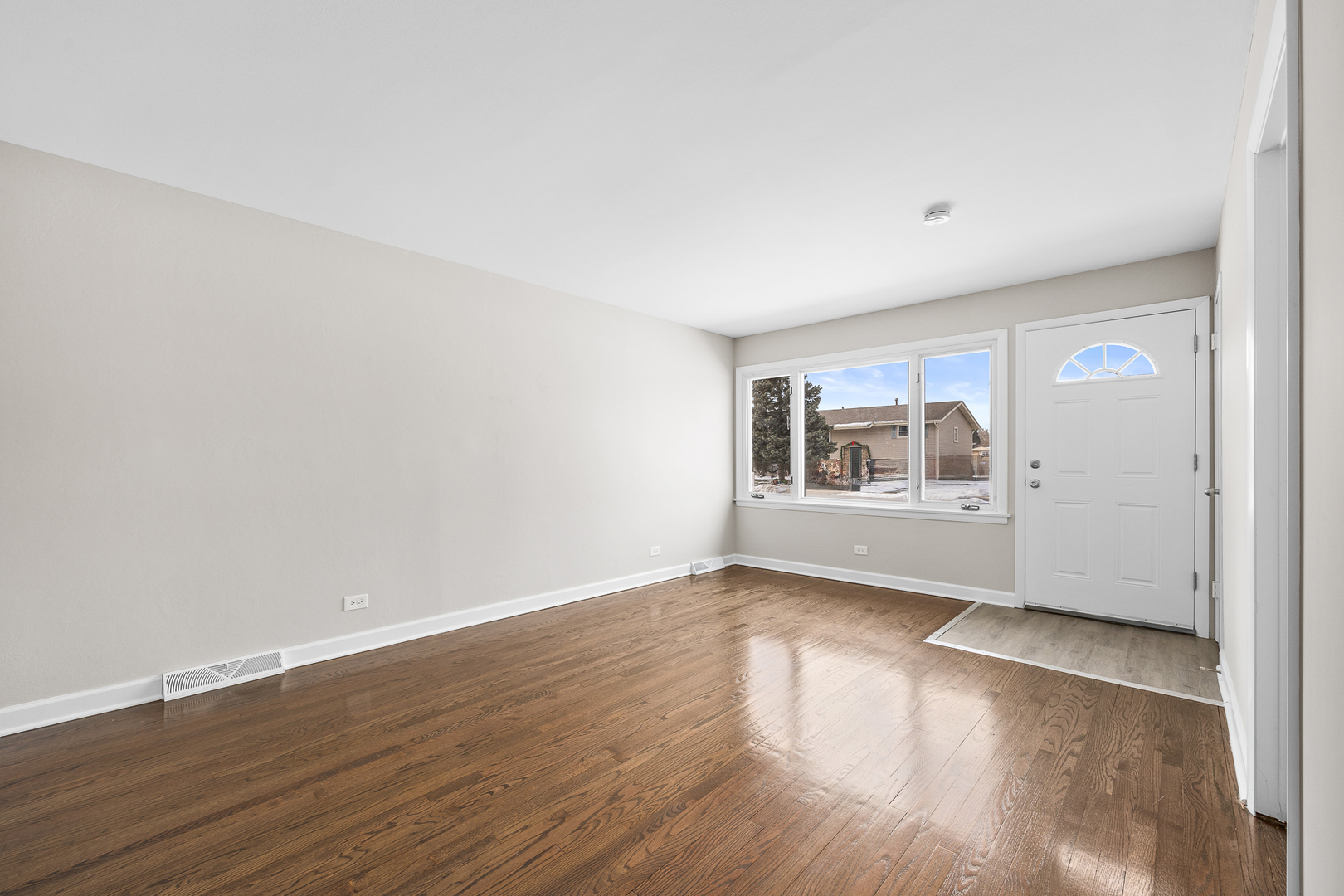 13601 Loomis Lane, Crestwood, IL 60418