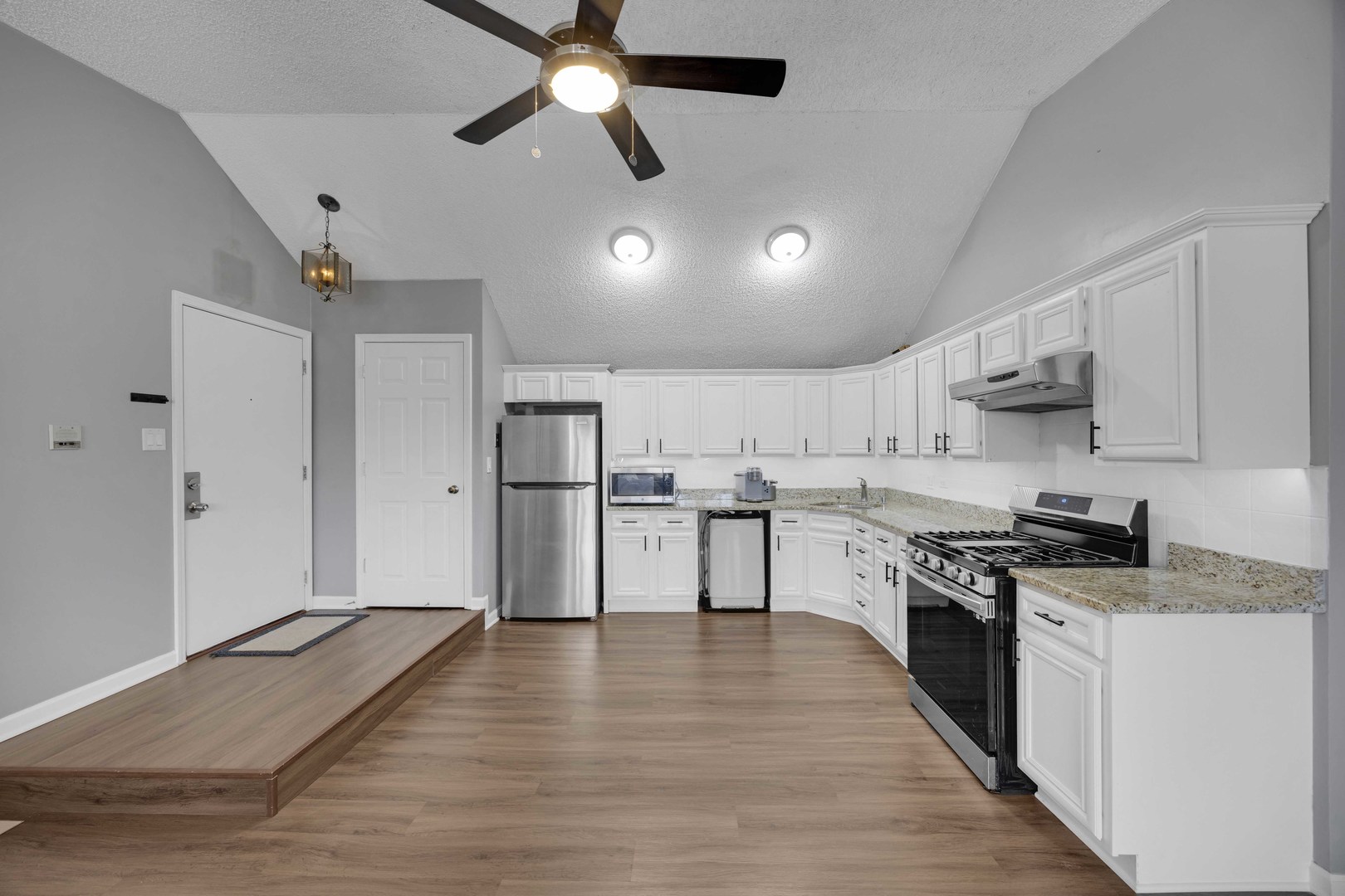 Chicago Ridge, IL 60415