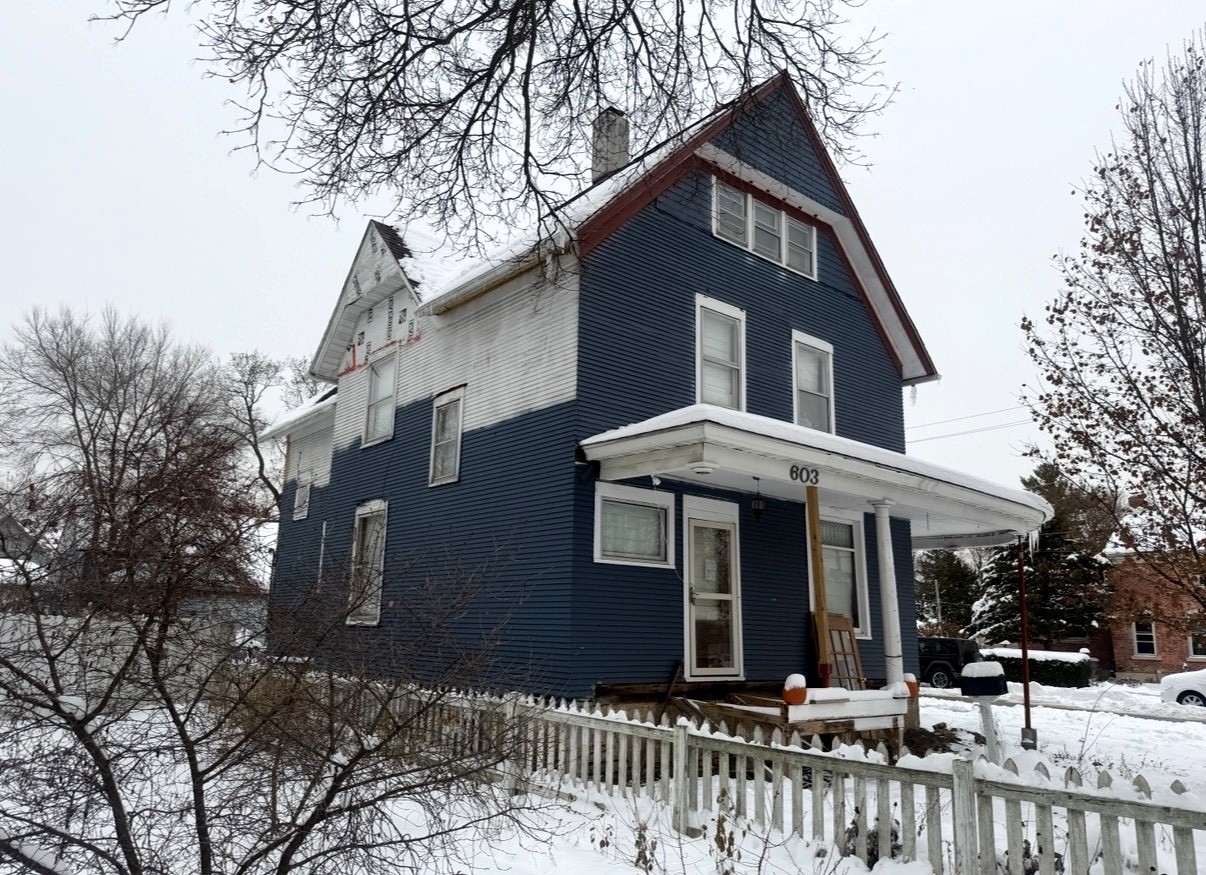 603 Douglas Avenue, Elgin, IL 60120