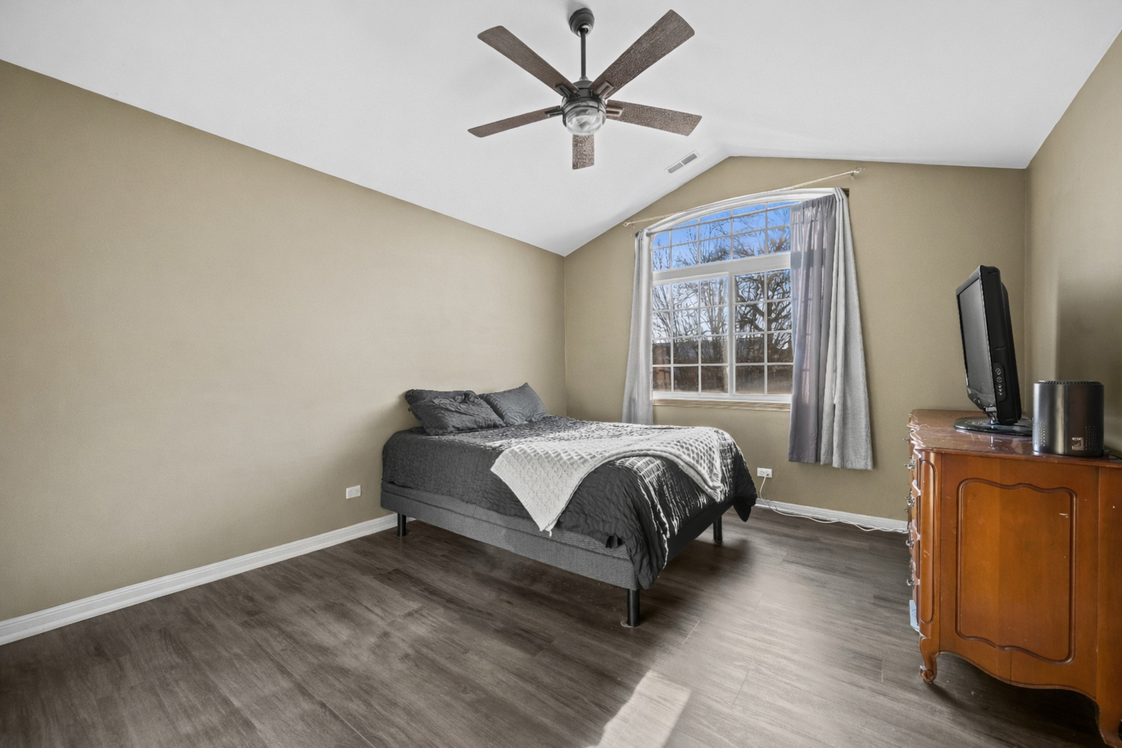 586 Boulder Drive, Morris, IL 60450