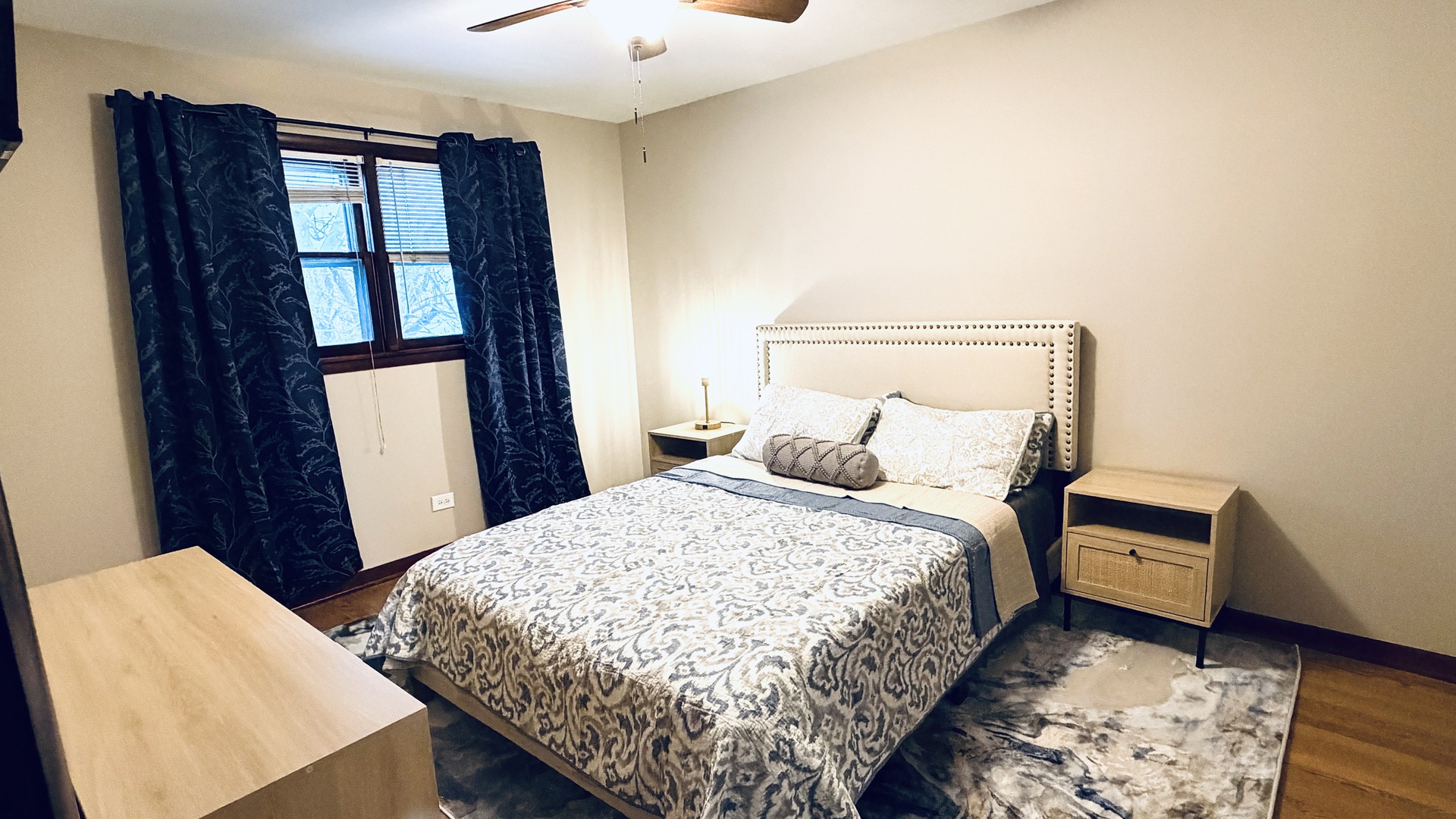 9323 S 80th Court, Hickory Hills, IL 60457