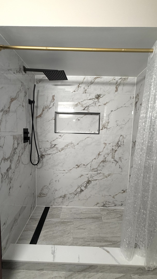 9323 S 80th Court, Hickory Hills, IL 60457