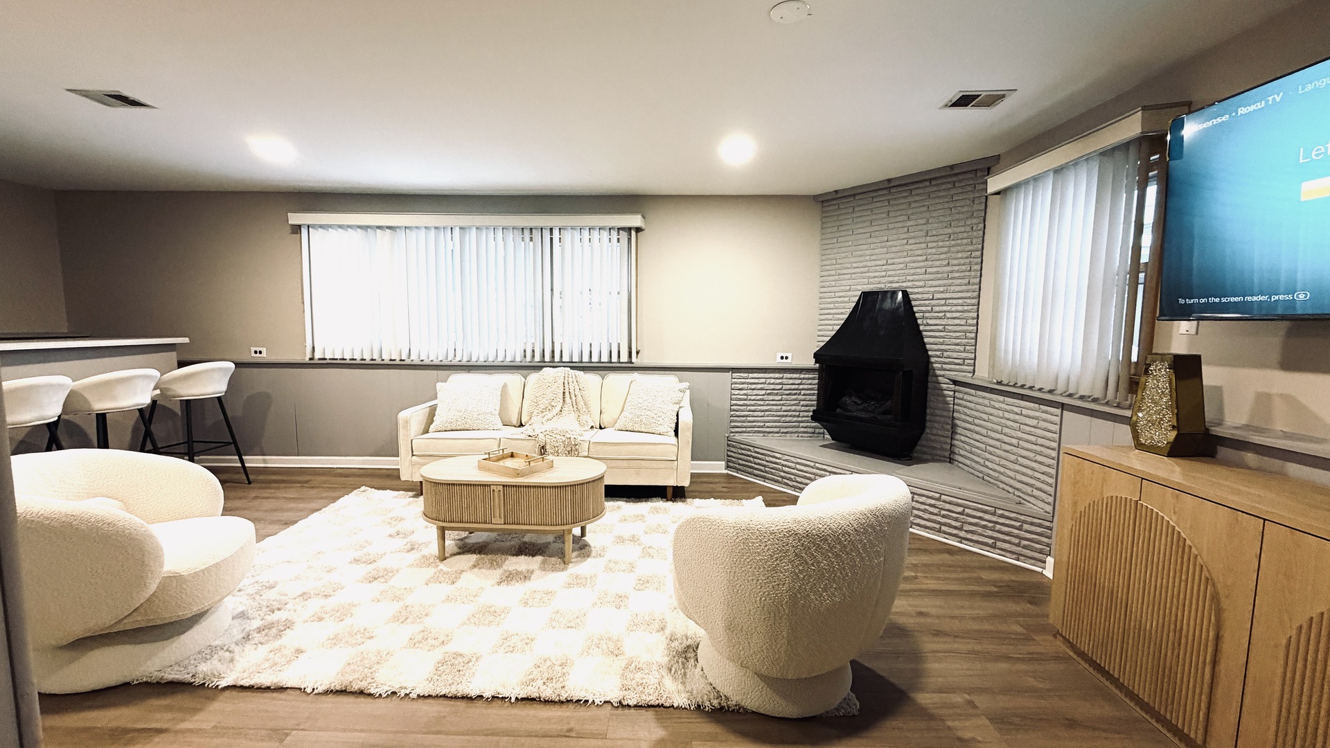 9323 S 80th Court, Hickory Hills, IL 60457