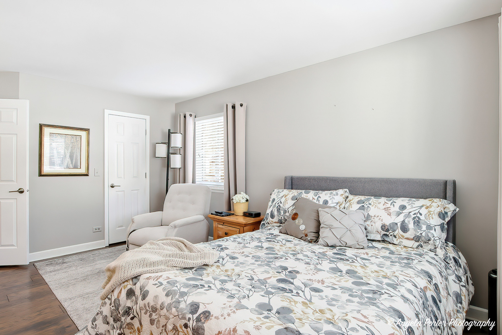 1516 CAMDEN Court #A1, Wheeling, IL 60090