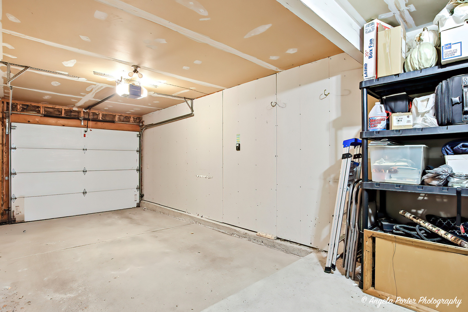 1516 CAMDEN Court #A1, Wheeling, IL 60090