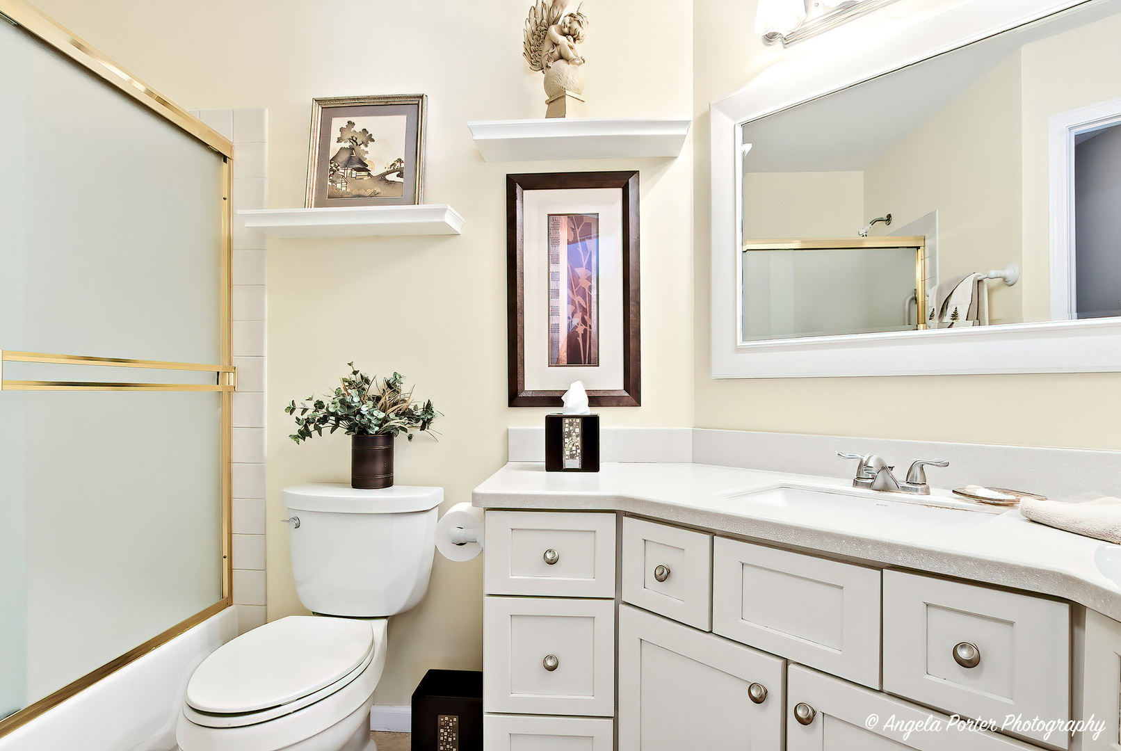 1516 CAMDEN Court #A1, Wheeling, IL 60090