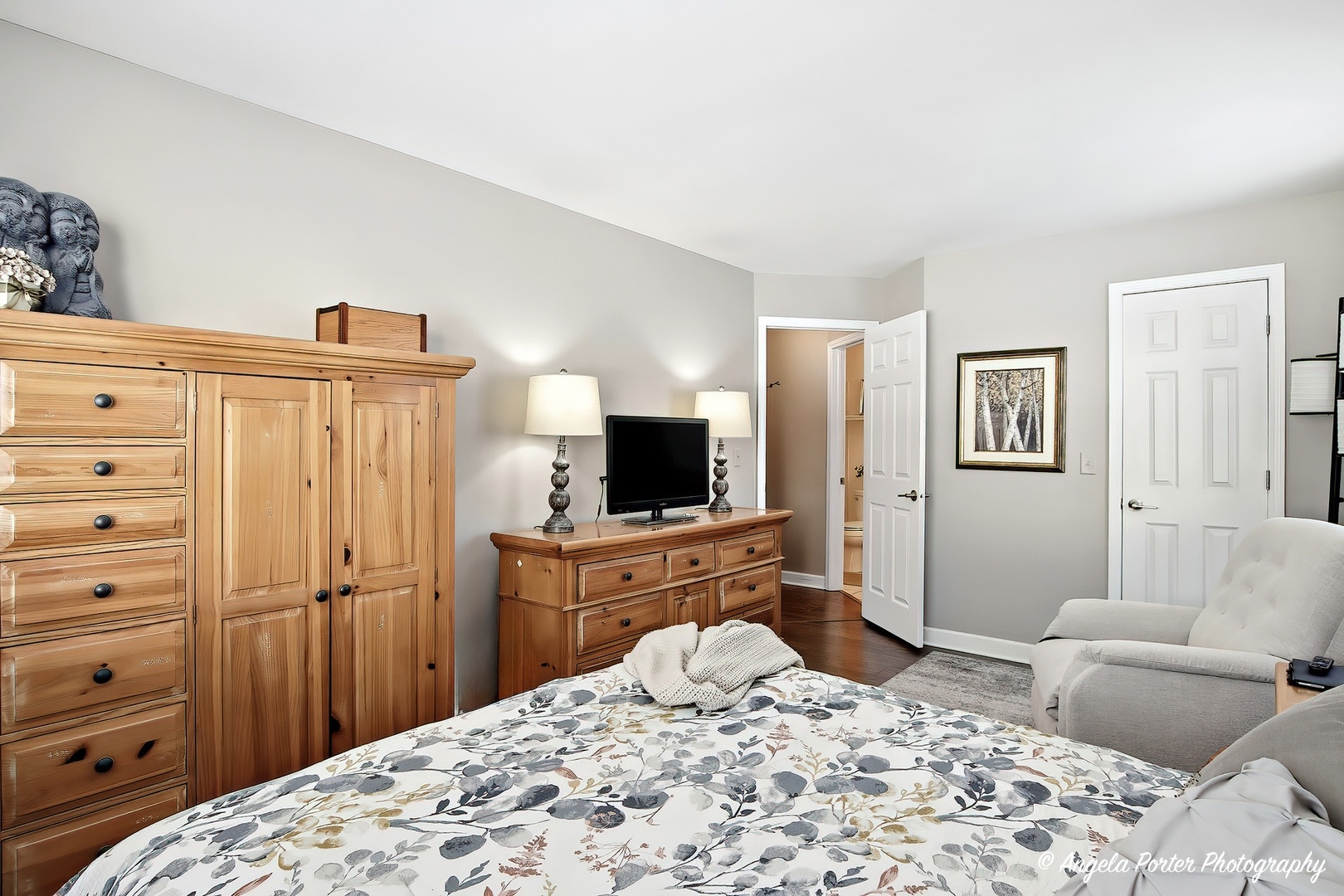 1516 CAMDEN Court #A1, Wheeling, IL 60090