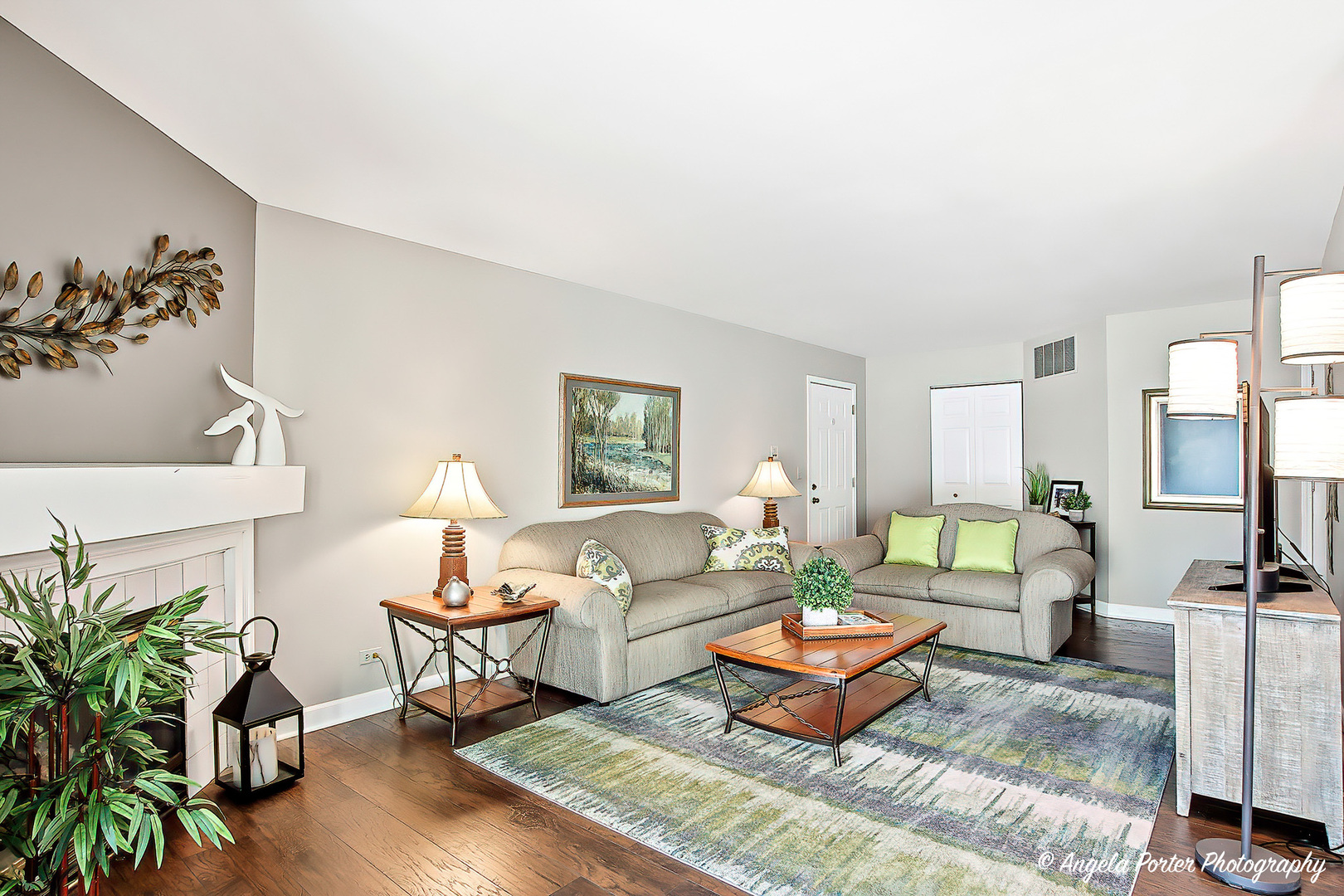 1516 CAMDEN Court #A1, Wheeling, IL 60090