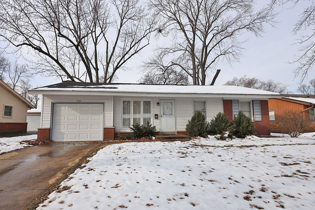 550 Ridge Avenue, Elk Grove Village, IL 60007
