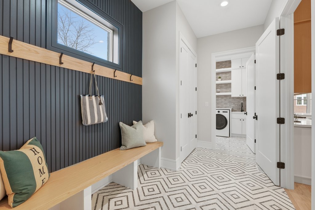 1523 Linden Circle, Lemont, IL 60439