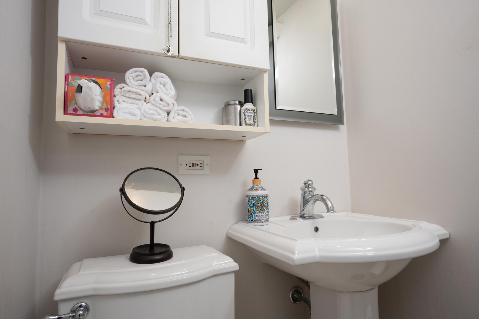 621 N Forest Avenue, Mount Prospect, IL 60056