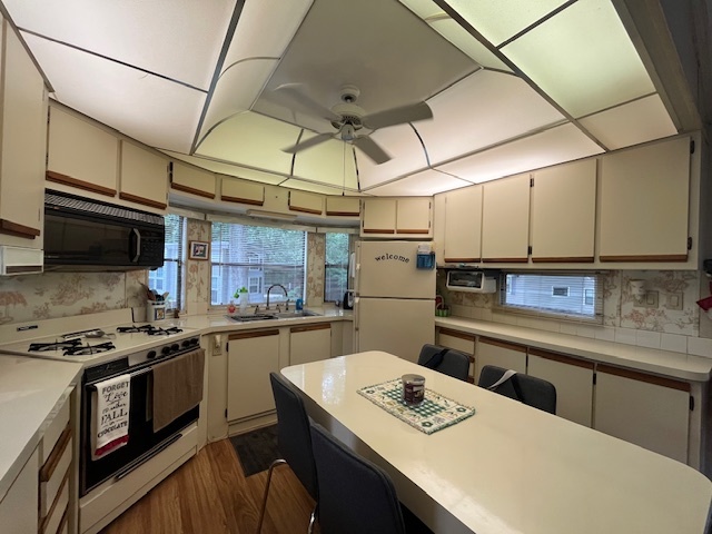 2795 E 28th Lot 232 Road, Seneca, IL 61360