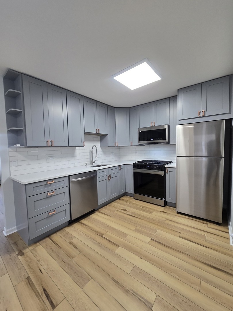 4508 Elm Avenue #B, Brookfield, IL 60513