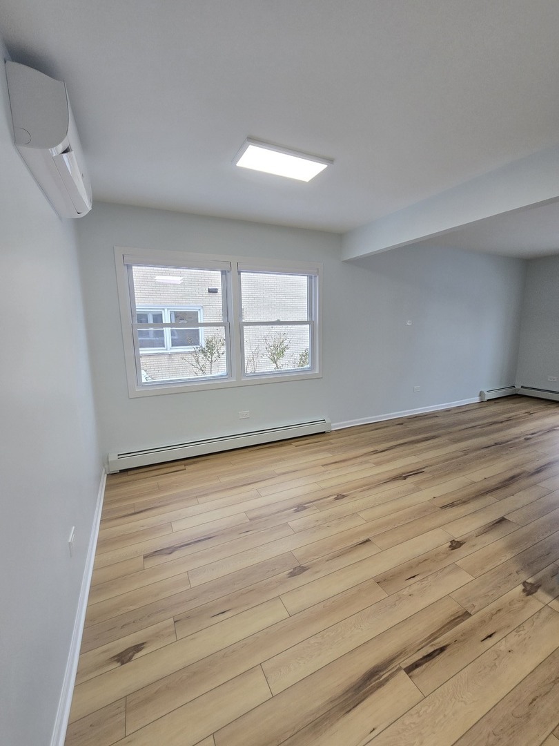 4508 Elm Avenue #B, Brookfield, IL 60513