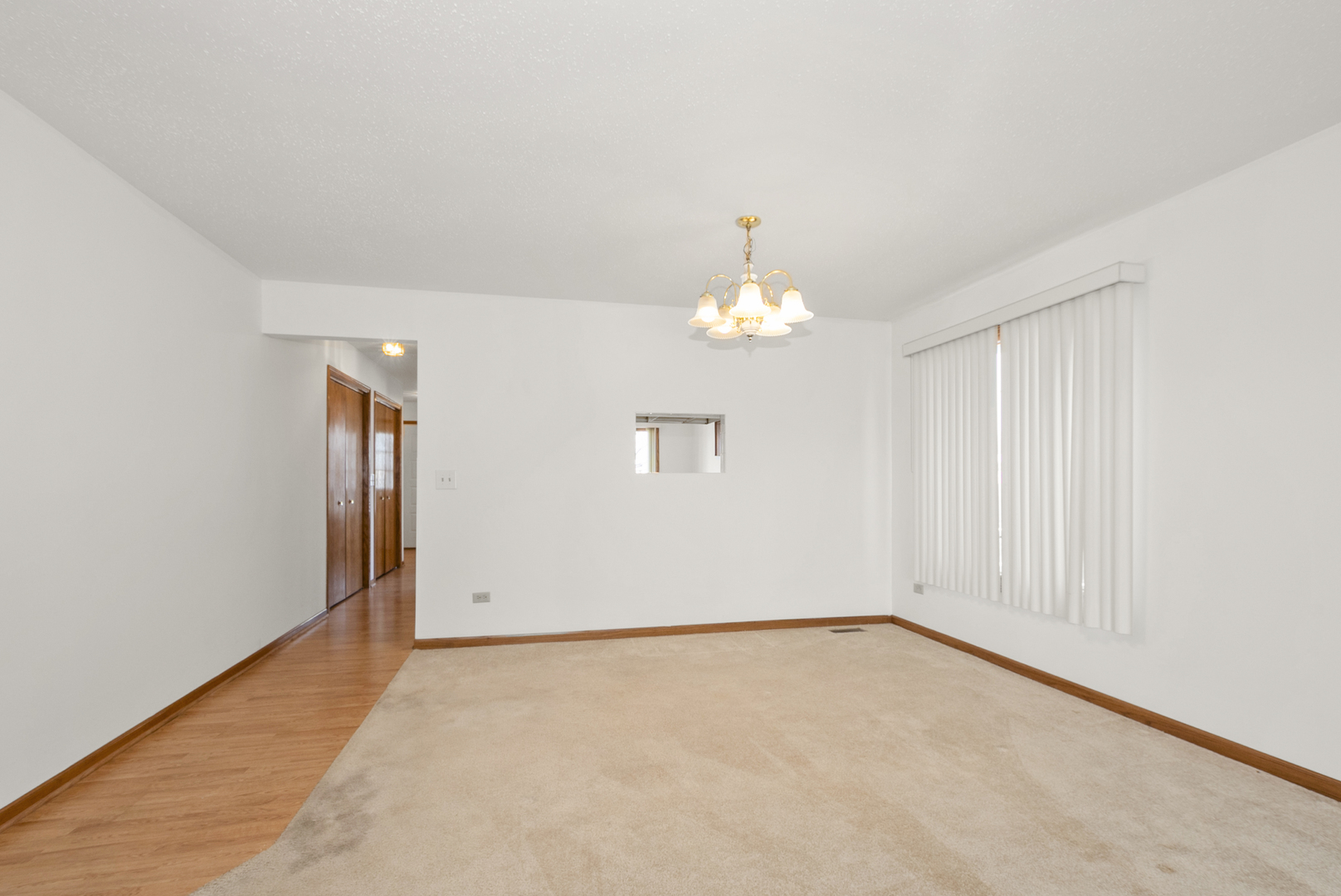 816 Eagle Creek Road, Elwood, IL 60421