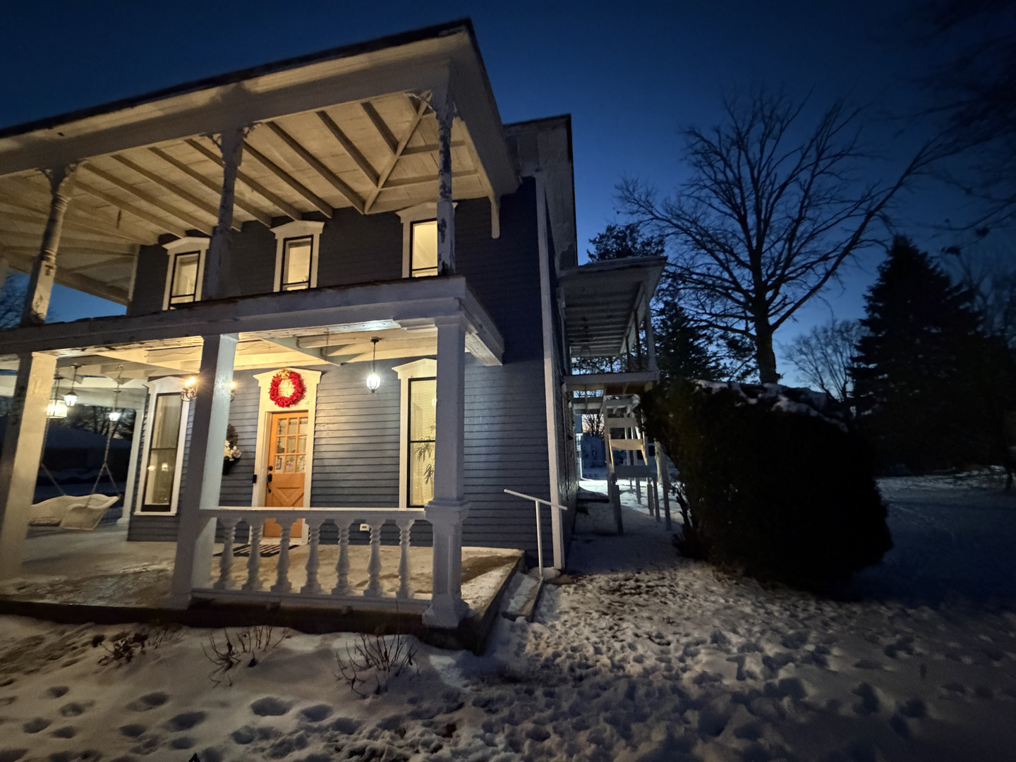 233 S Walnut Street, Arthur, IL 61911