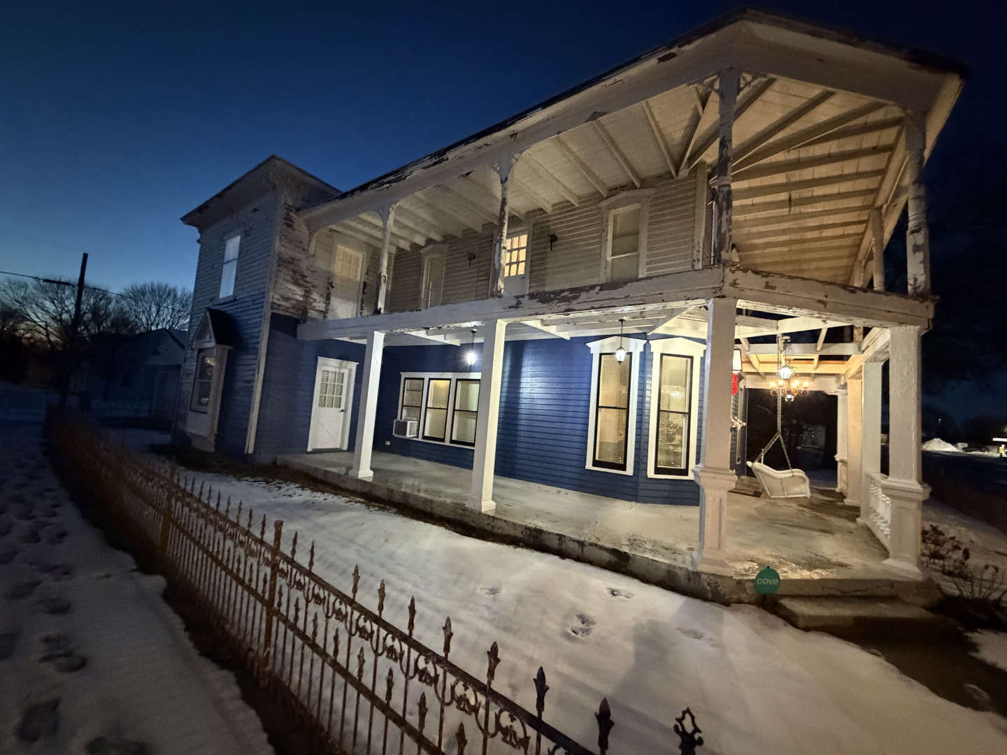 233 S Walnut Street, Arthur, IL 61911