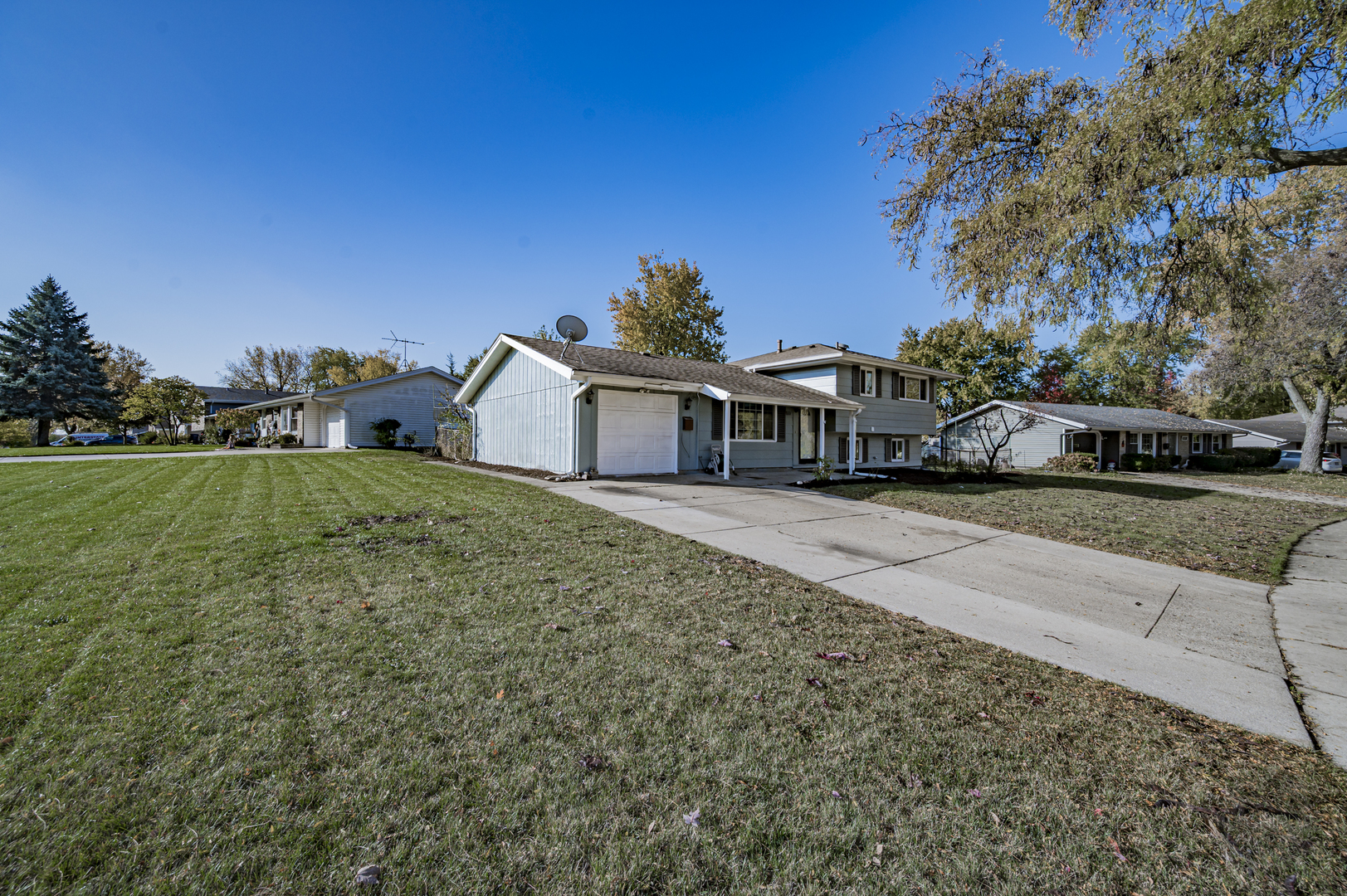 1601 Kingston Lane, Schaumburg, IL 60193