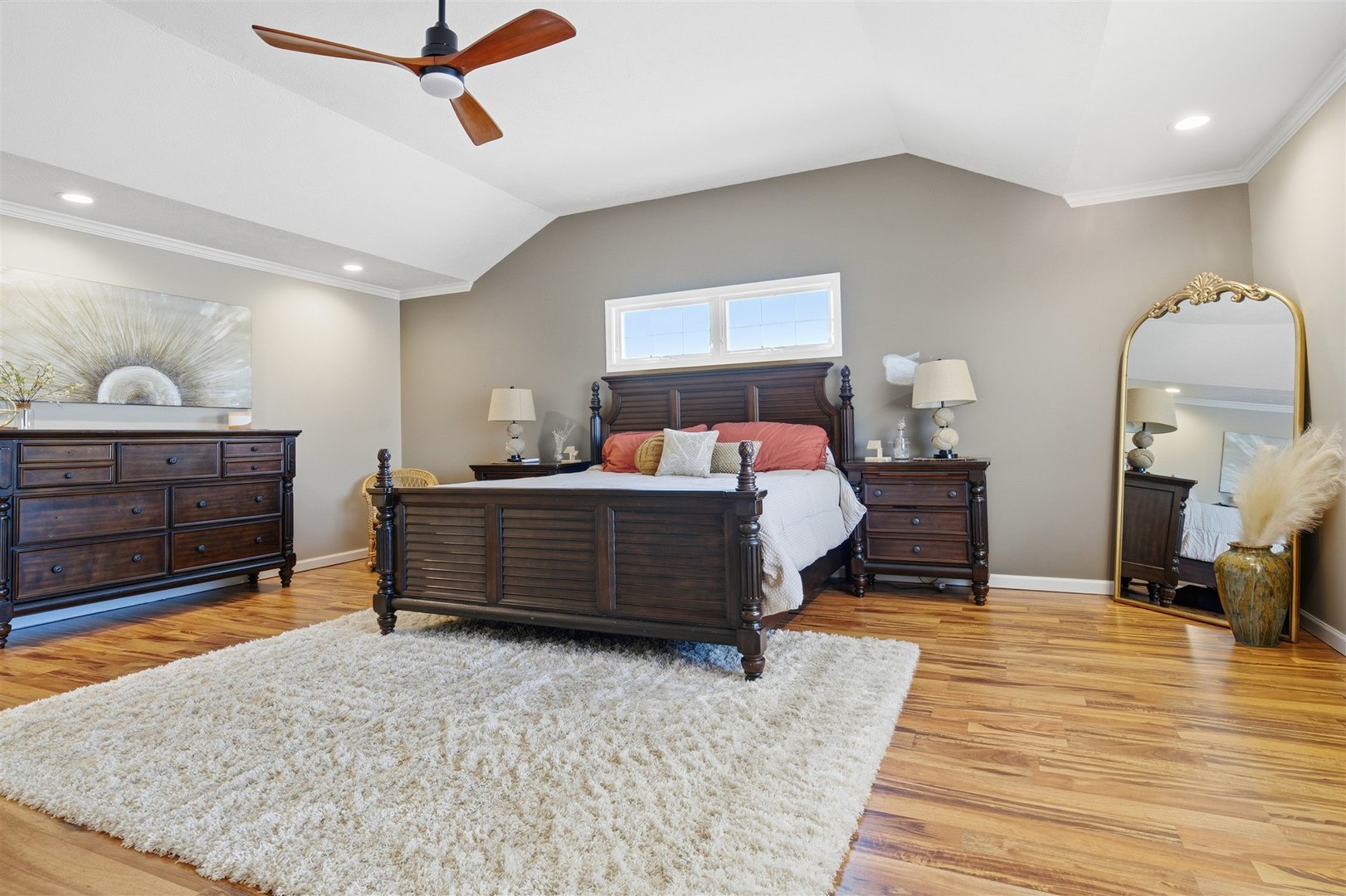 202 Comet Lane, Heyworth, IL 61745